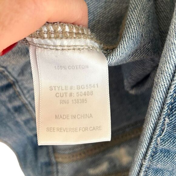 Bridge By Gly For Buckle Distressed Washed Denim Jacket Size XS - Picture 6 of 8